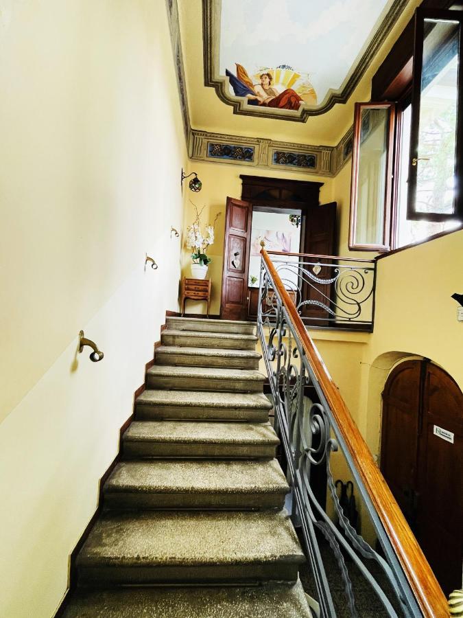 Casa Giulietta Hotel Desenzano del Garda Bagian luar foto