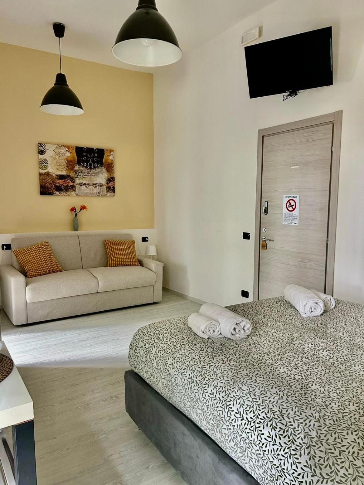 Casa Giulietta Hotel Desenzano del Garda Bagian luar foto