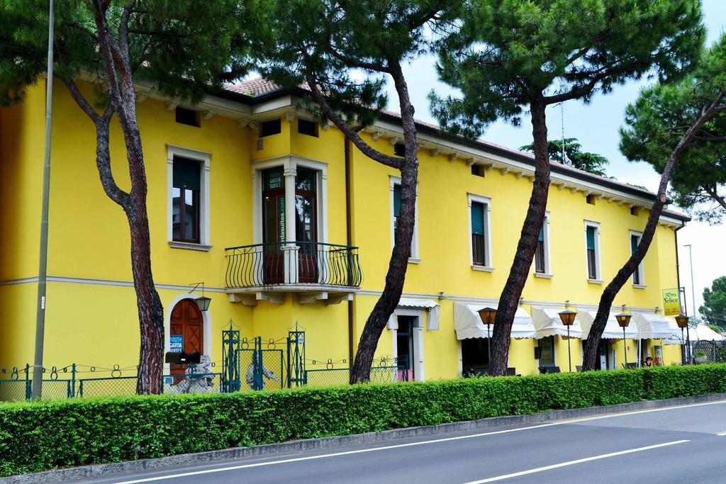 Casa Giulietta Hotel Desenzano del Garda Bagian luar foto